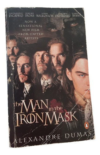 The Man In The Iron Mask - Alexandre Dumas - Penguin (Usado)