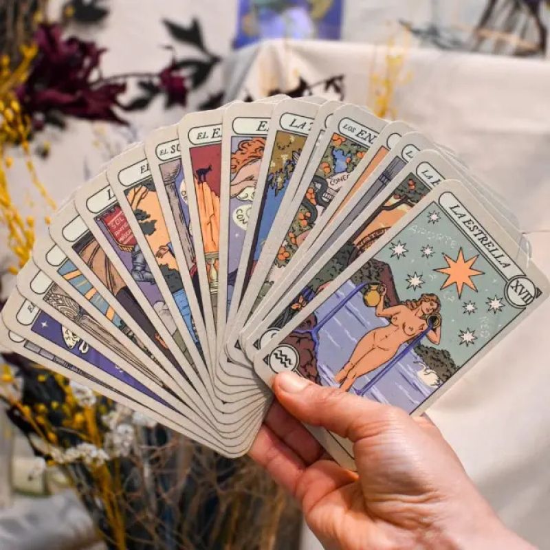 ASTROTAROT, LA BARAJA - CONEXIONES ASTROLOGICAS PARA ILUMINAR EL ENIGMA DE LOS ARCANOS (Nuevo) - Miniatura 4