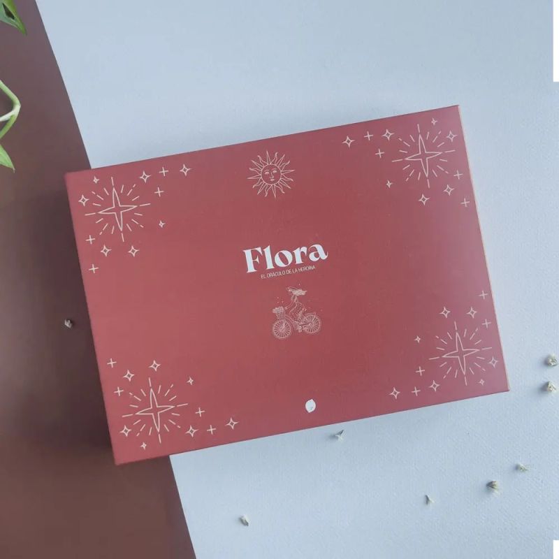 FLORA - EL ORACULO DE LA HEROINA - LIBRO + CARTAS (Nuevo)