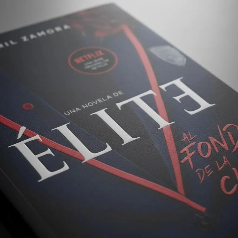 ELITE, AL FONDO DE LA CLASE (Nuevo) - Miniatura 4