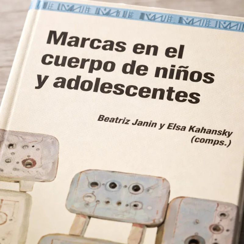 MARCAS EN EL CUERPO DE NIÑOS Y ADOLESCENTES (Nuevo) - Miniatura 3
