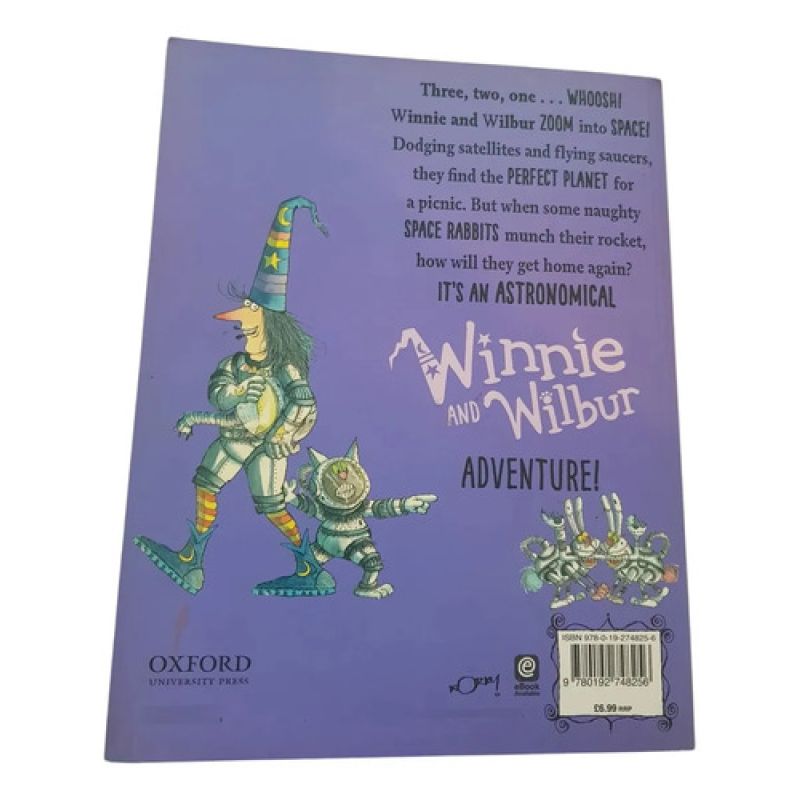 Winnie And Wilbur In Space (Usado) - Miniatura 2